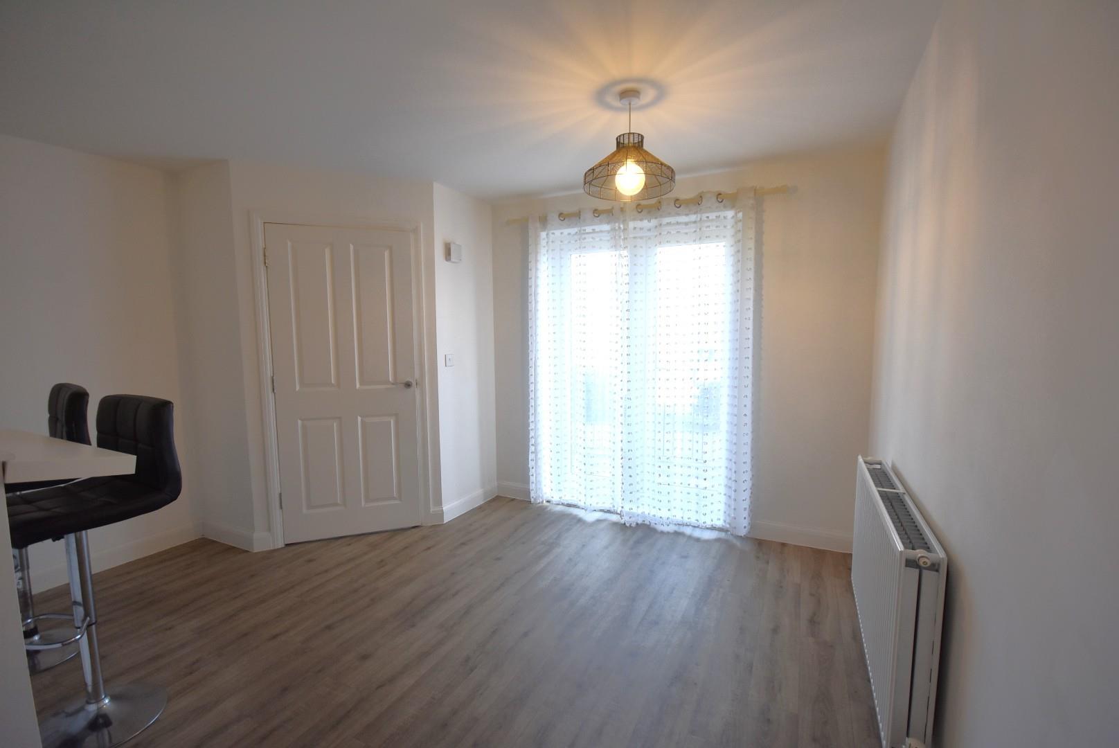 10 Clos Cymmer, Barry, CF62 5DL